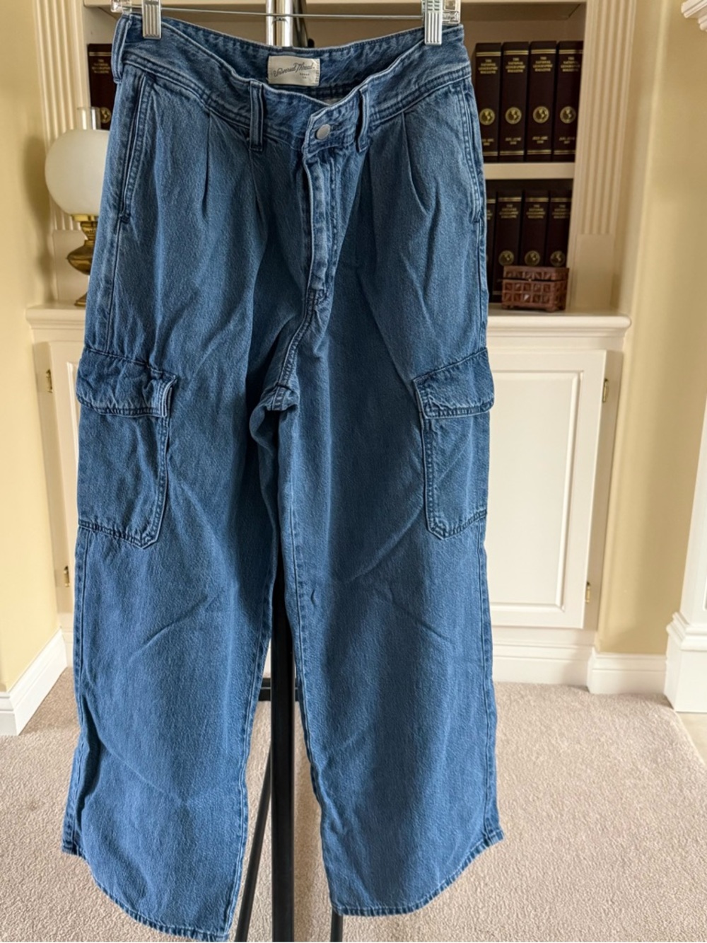 Universal Thread Women's Wide Leg Cargo Jeans